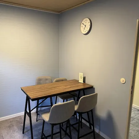 בית אירוח Hubtime *