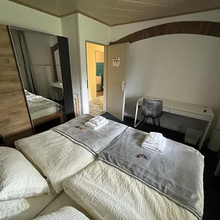 בית אירוח Hubtime *